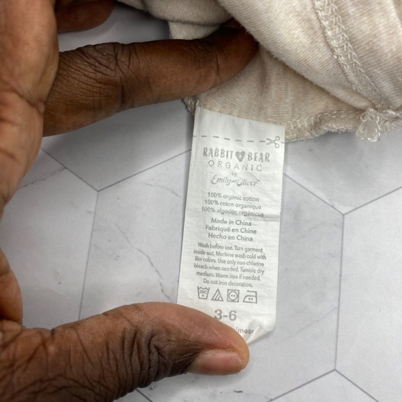 Rabbit Bear Organic 100% Cotton Bodysuit 3-6 - Picture 3 of 7